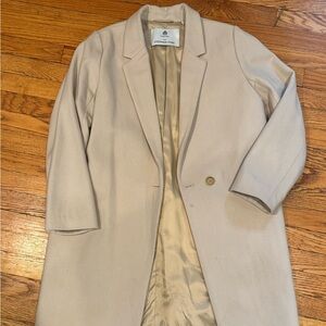 Aritzia Babaton The Stedman Coat Ivory Size M
